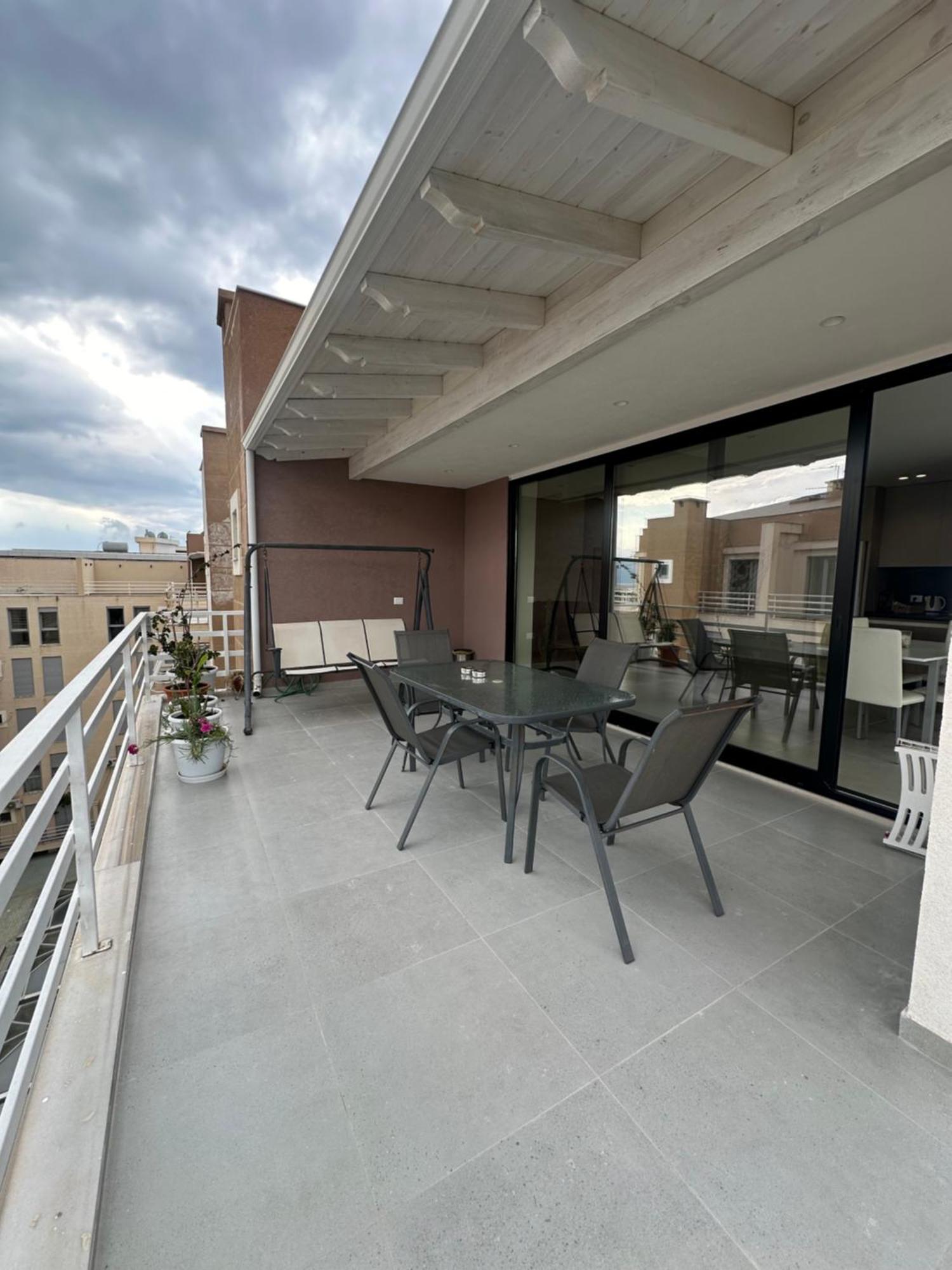Best View Apartment Влёра Экстерьер фото